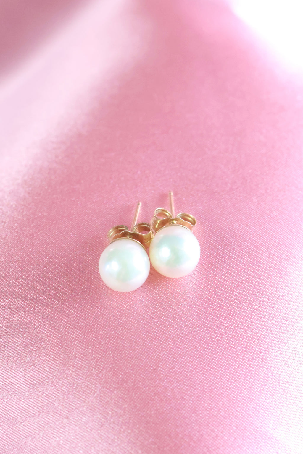 Pearl Stud Earrings | 14K Yellow Gold
