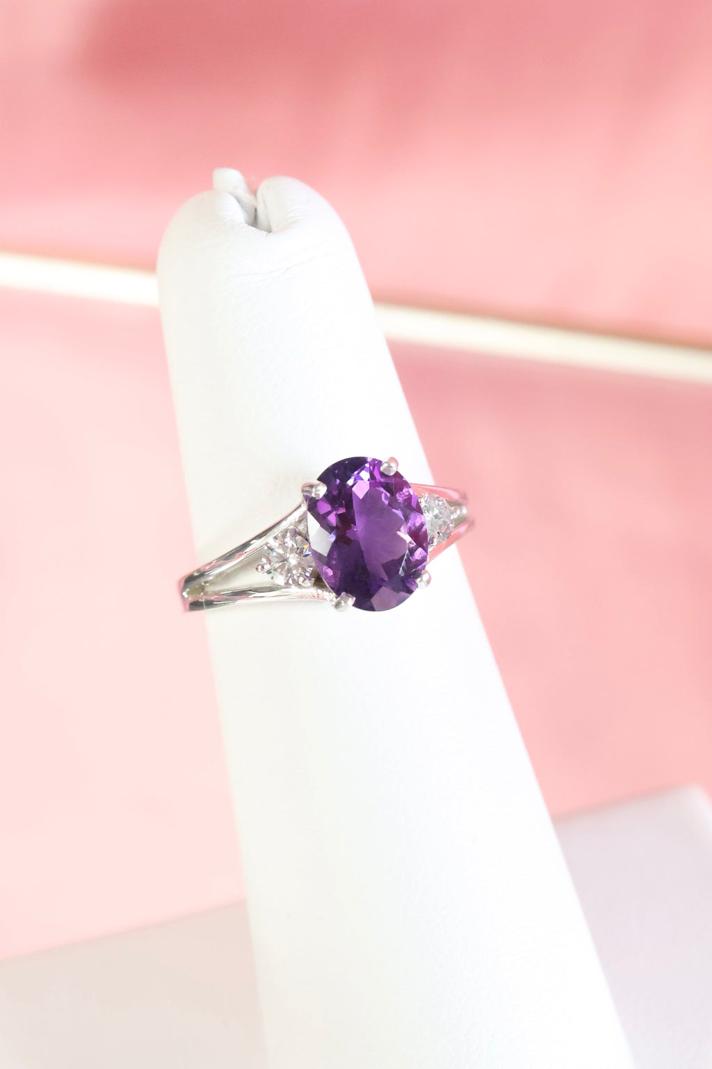 Amethyst & Lab Grown Diamond Ring | 14K Gold