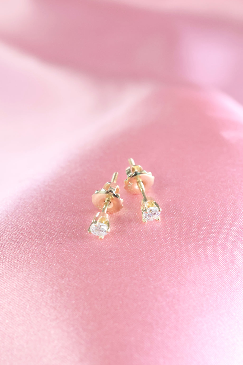 Diamond Stud Earrings | 14K Yellow Gold