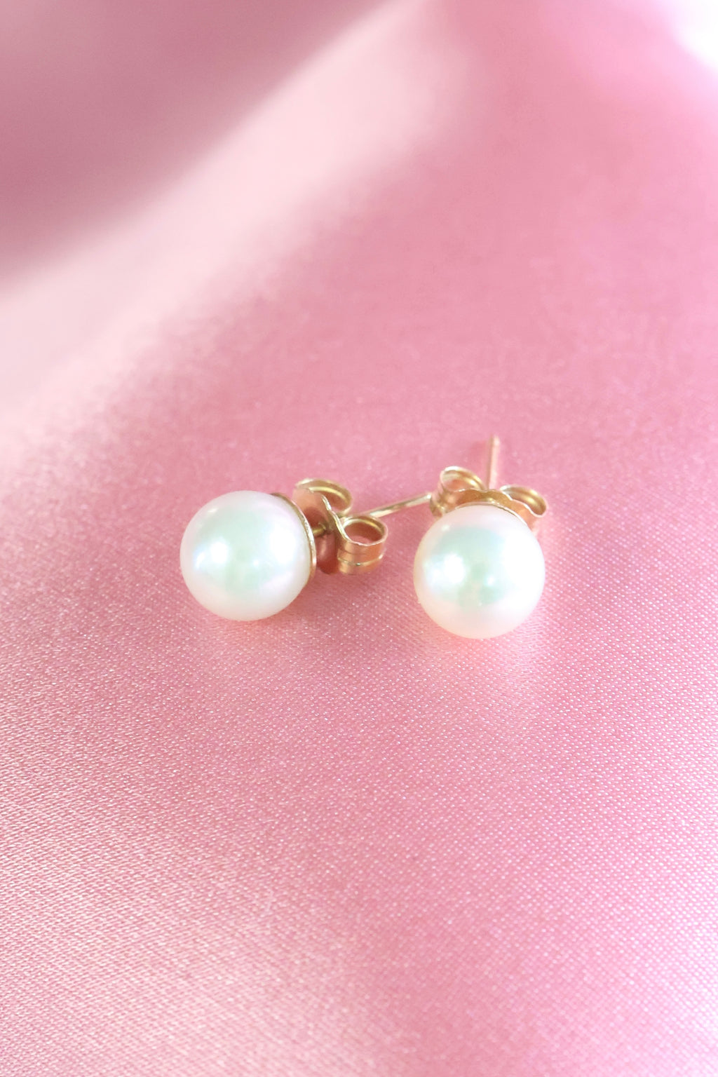 Pearl Stud Earrings | 14K Yellow Gold
