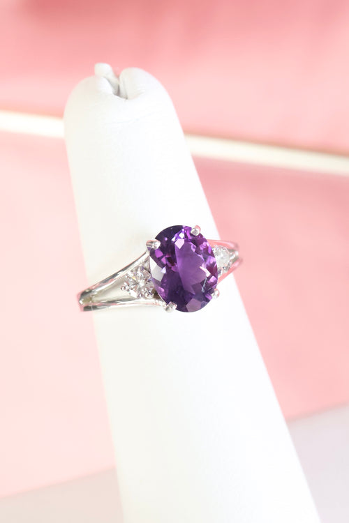 Amethyst & Lab Grown Diamond Ring | 14K Gold